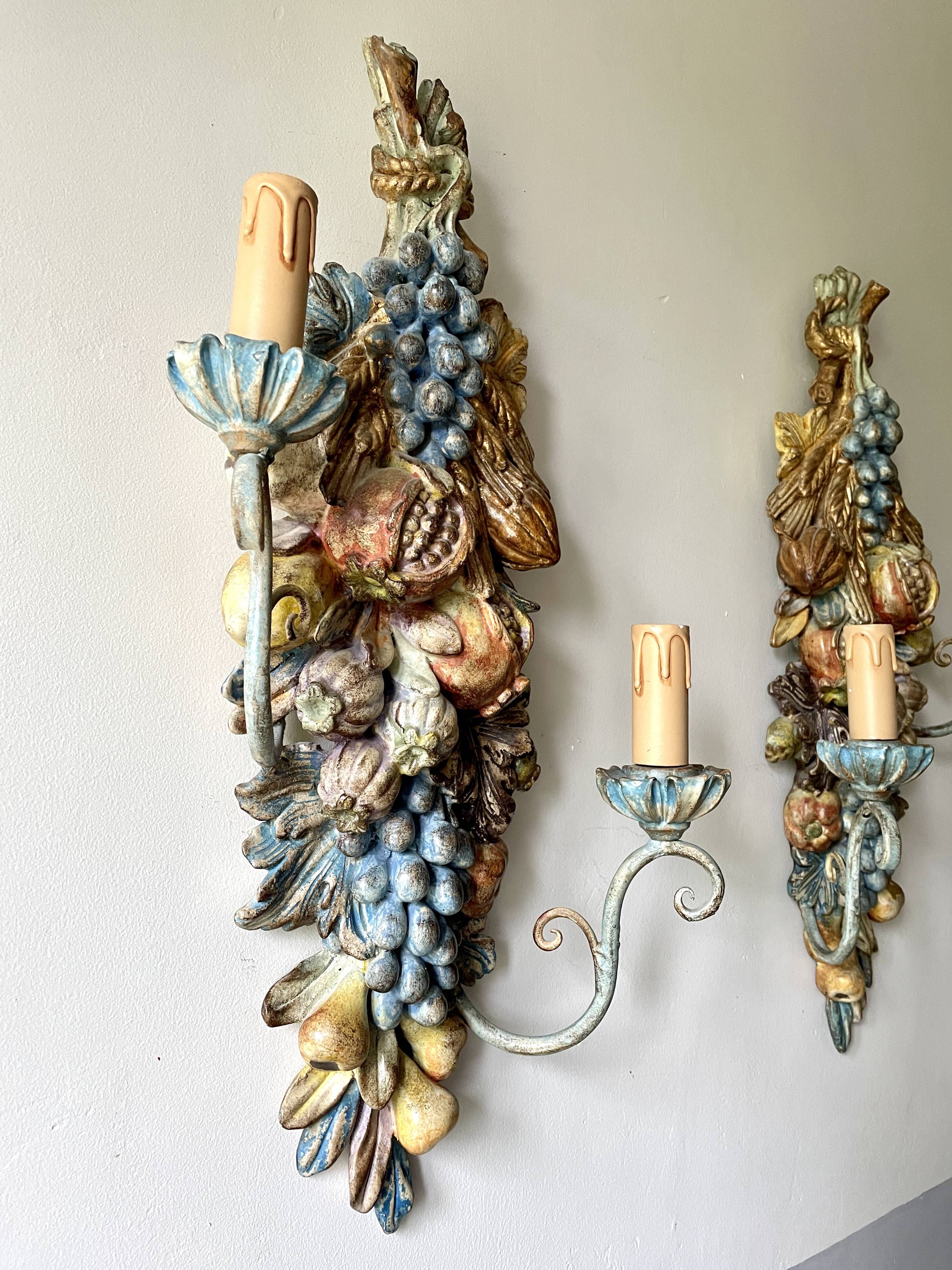 Pair of wooden wall lights, Italy 1950s