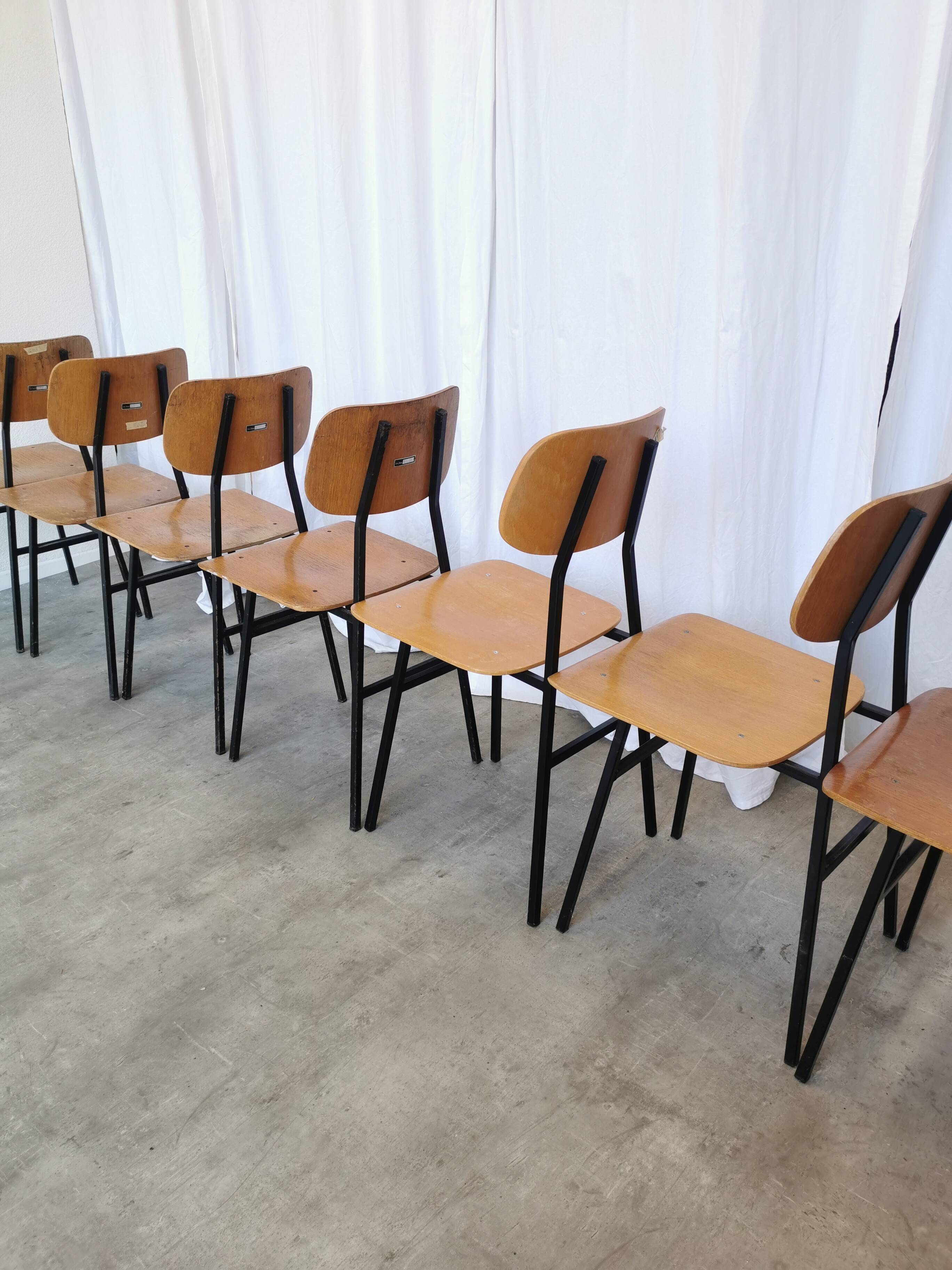 Set of 7 vintage school chairs by stol kamnik / 1970s yugoslavia / mid-cent