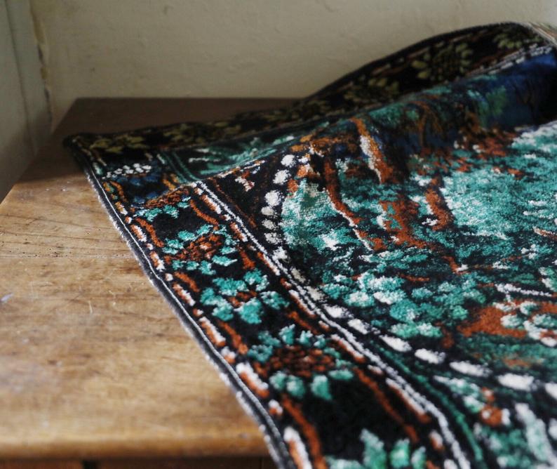 Old carpet  72x124cm