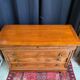 Commode style Louis-Philippe en bois massif