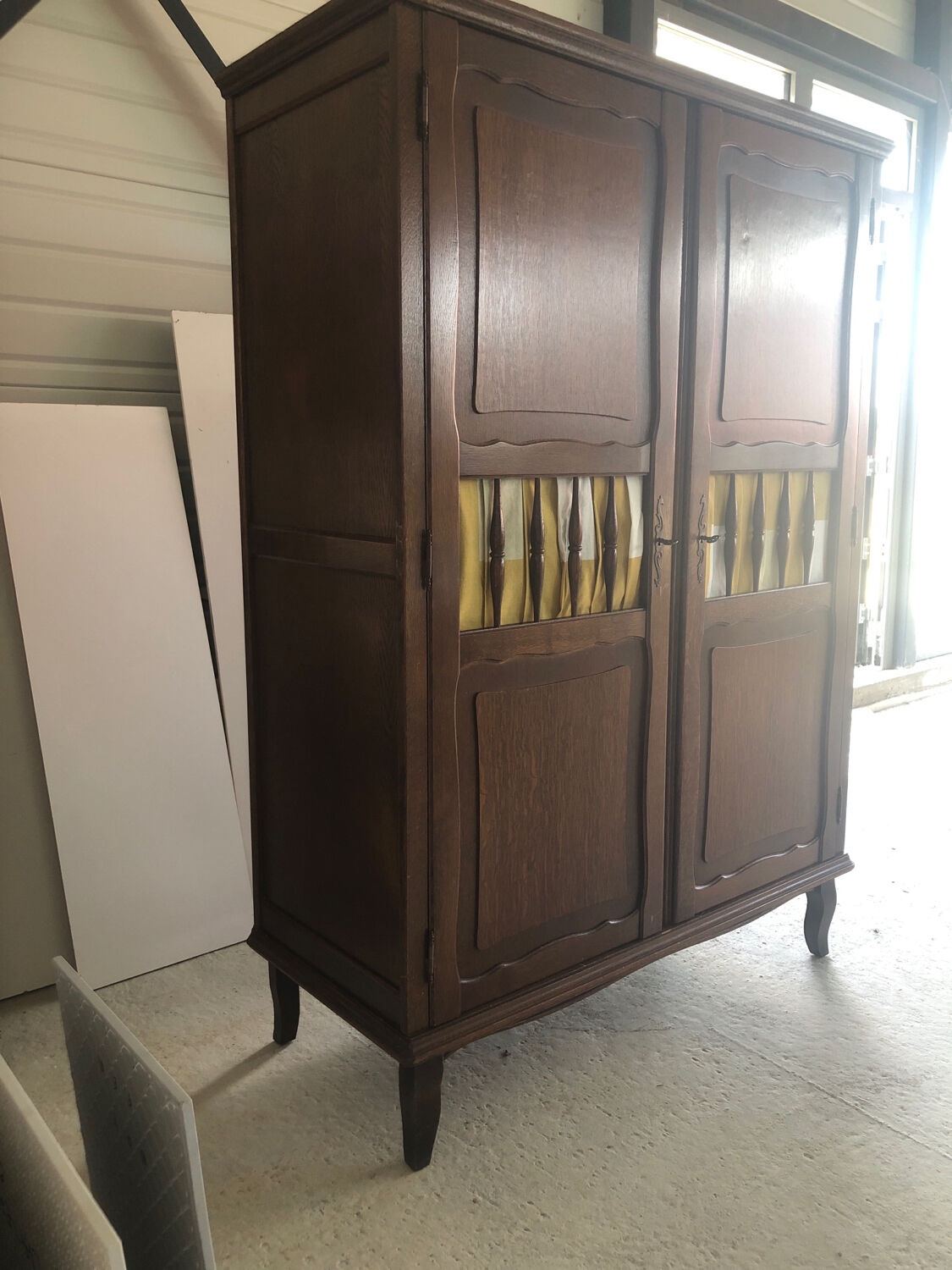 Wardrobe half wardrobe and old oak shelves