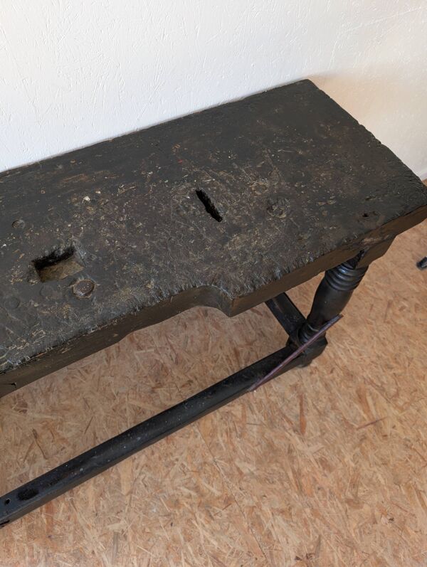 Console / ancien établi bijoutier bois massif, pieds tournés
