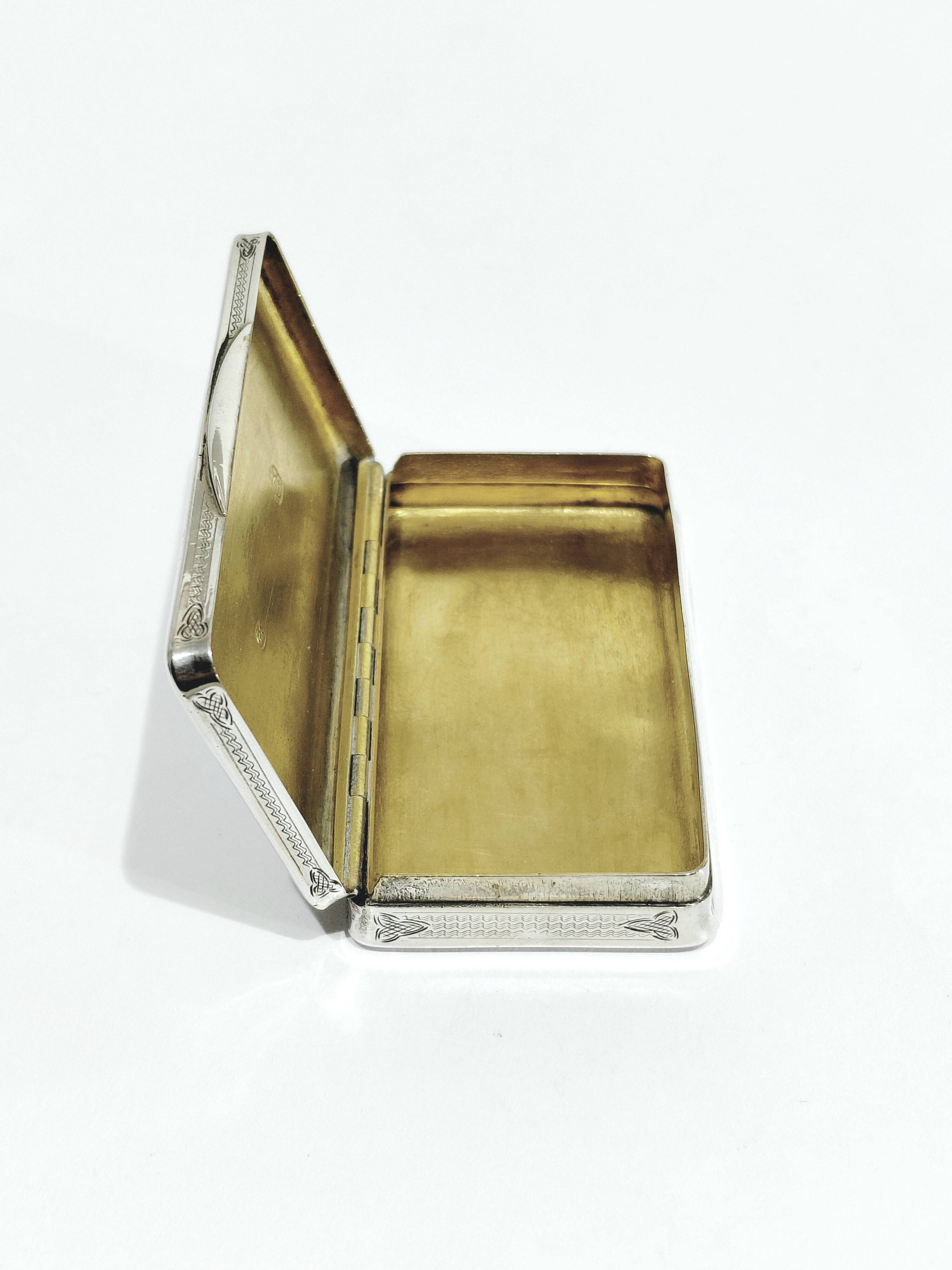 VIENNA - SILVER SNUFF BOX