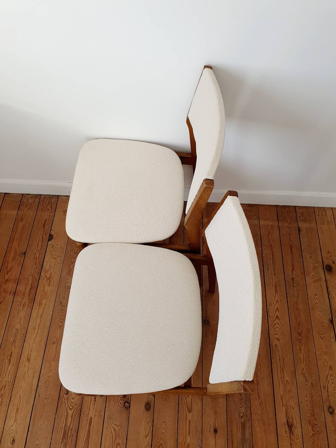 Paire de chaises années 50