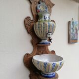 Wall fountain in Quimper earthenware