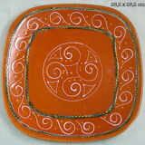 Plat en Faïence de à décor celte