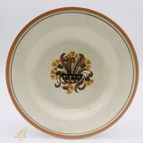 6 Deep Plates, Creil and Montereau – Carnation model.