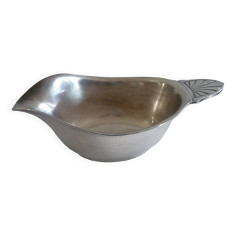 Art deco sauce boat in orfished silver metal christofle