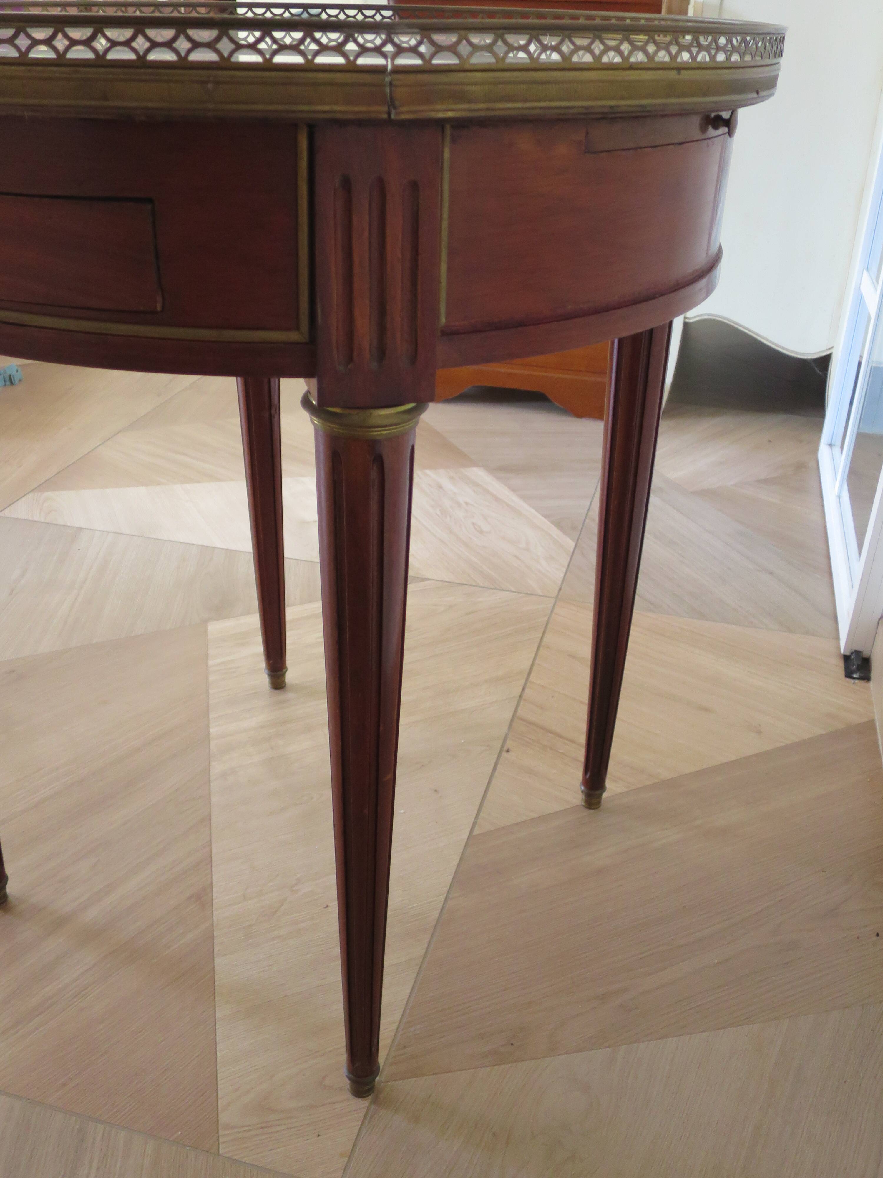Bouillotte side table - mahogany veneer - white marble - Louis XVI - 1950