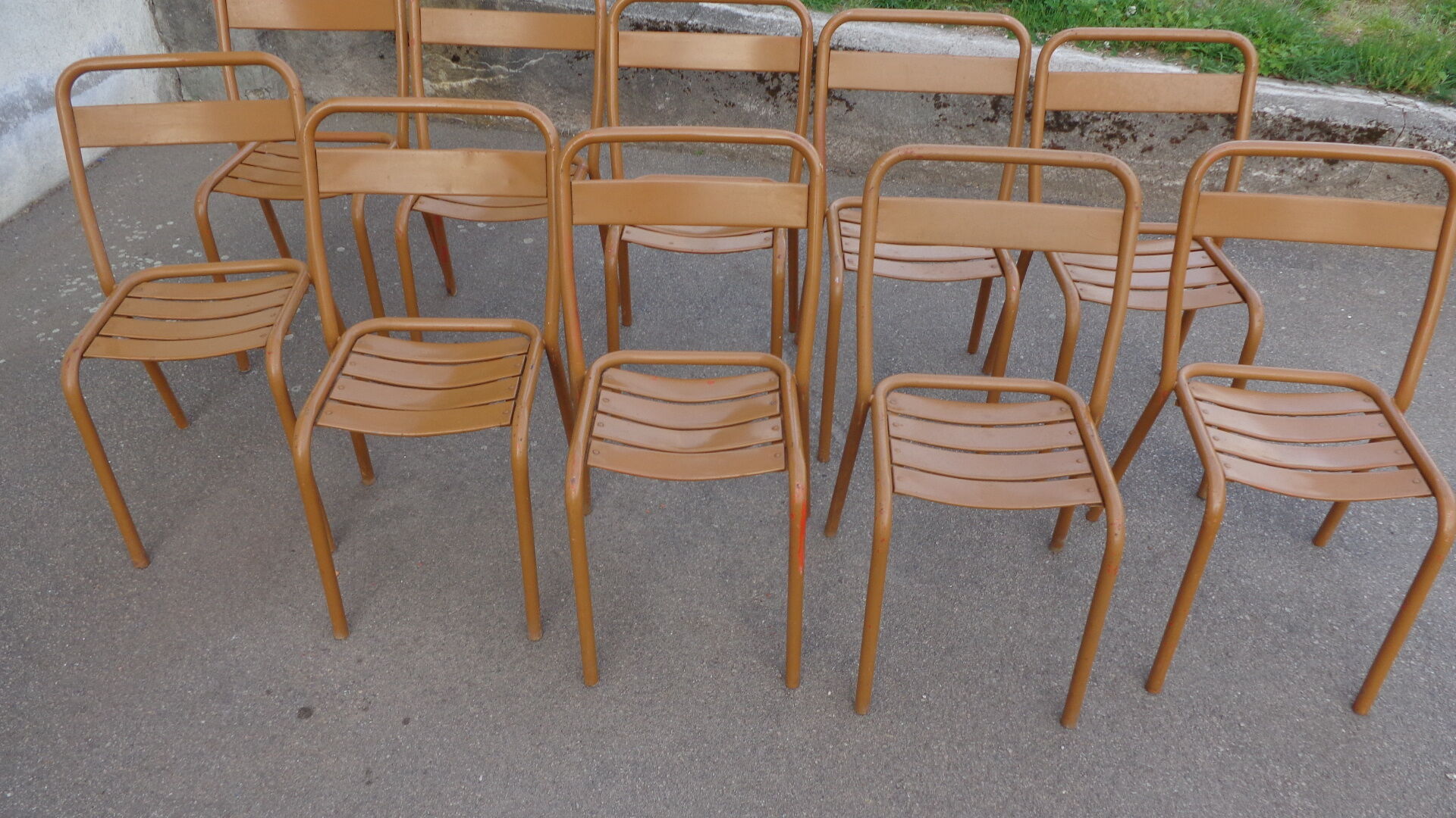 Set de 10 chaises de bistrot métal Tolix T1