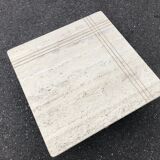 Square bass table in travertine