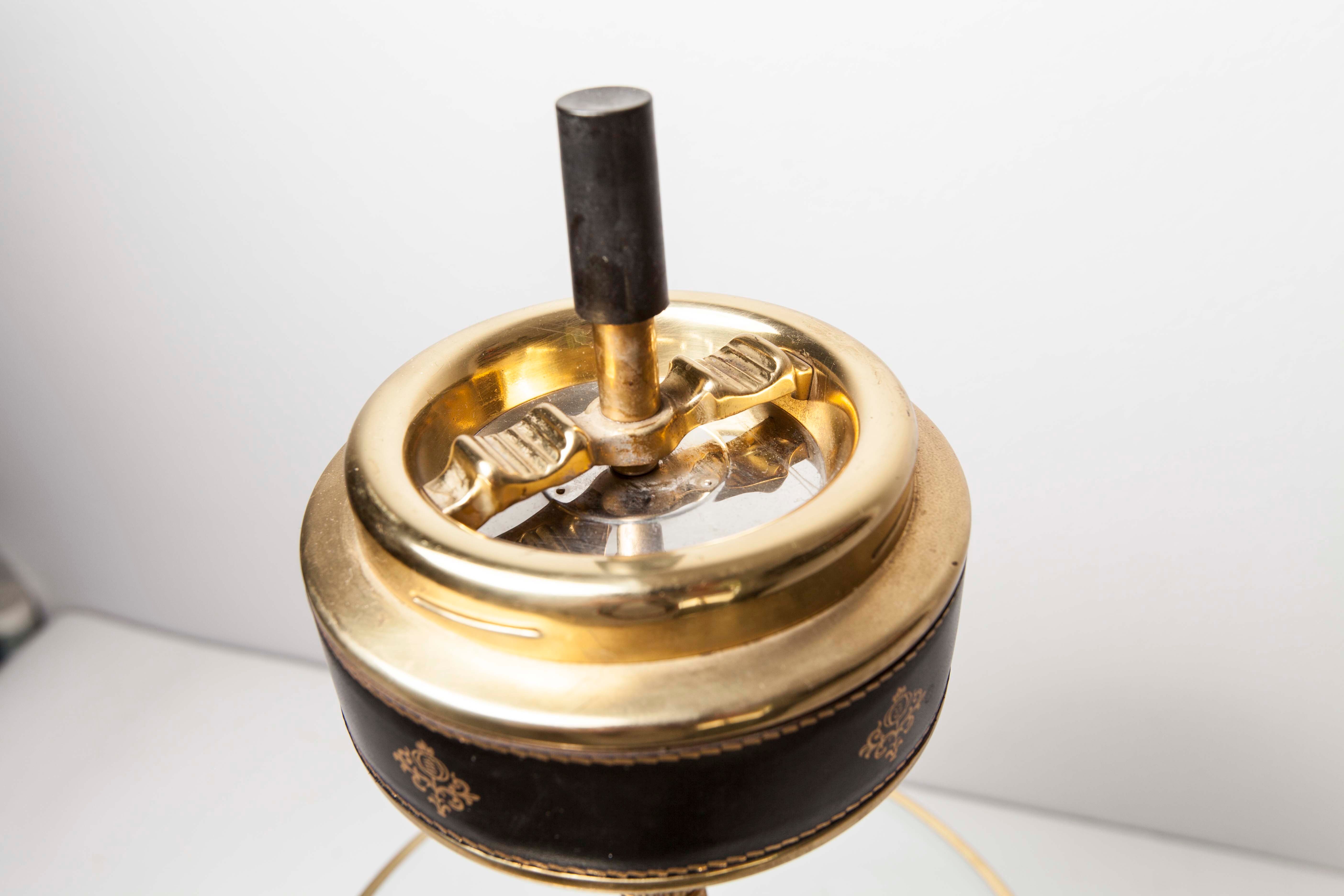 Ashtray on feet 60s gold, glass and leather