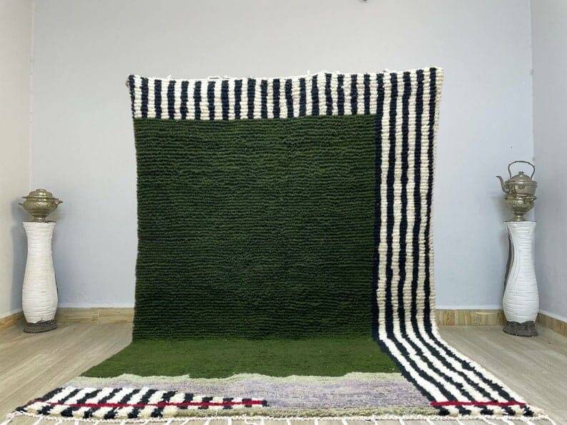Handmade wool rug handwoven size 150 x 250 cm