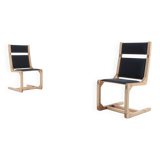 Une paire de chaises architecturales, Danemark 1990