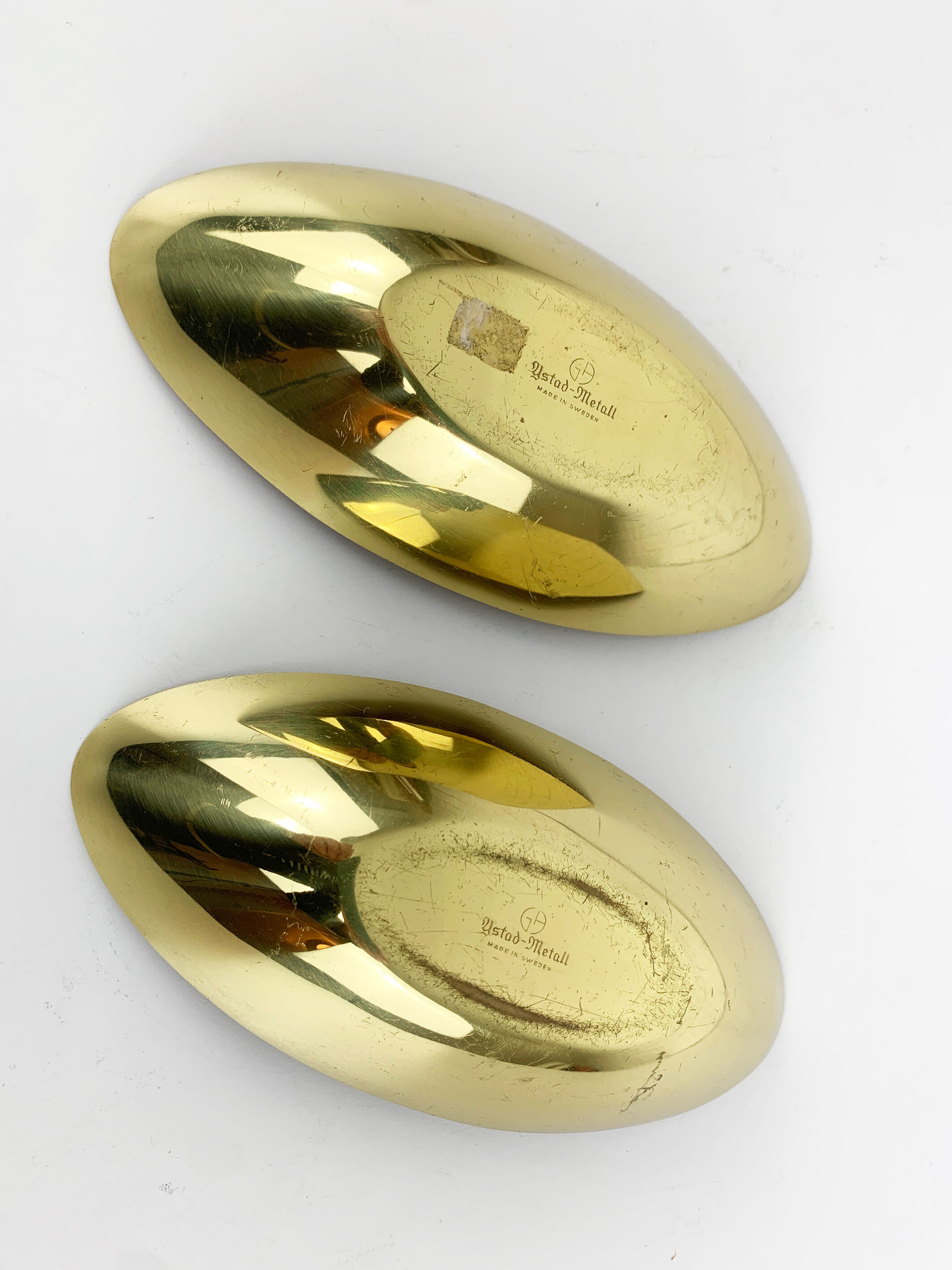 Pair of Scandinavian brass cups or bowls Ystad Metall, design Gunnar Ander, Sweden