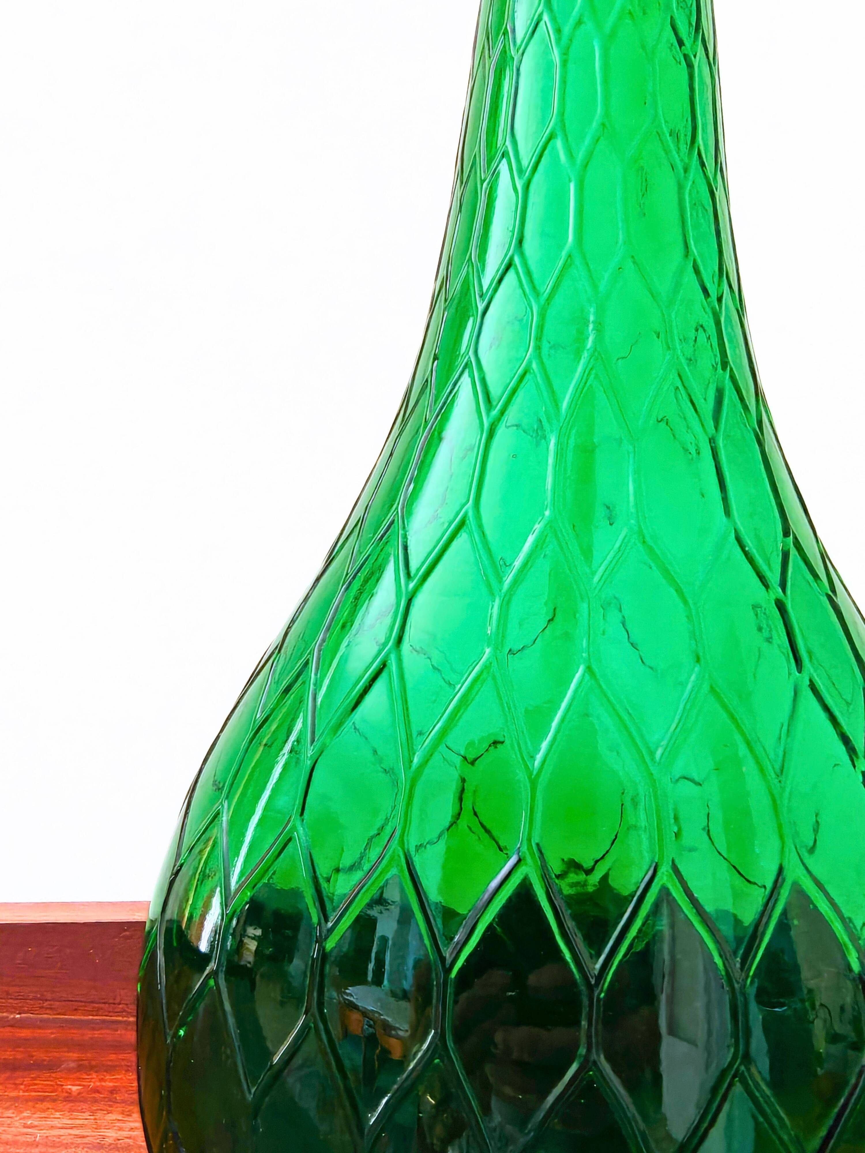 Italian carafe Empoli in iridescent green with diamond pattern.
