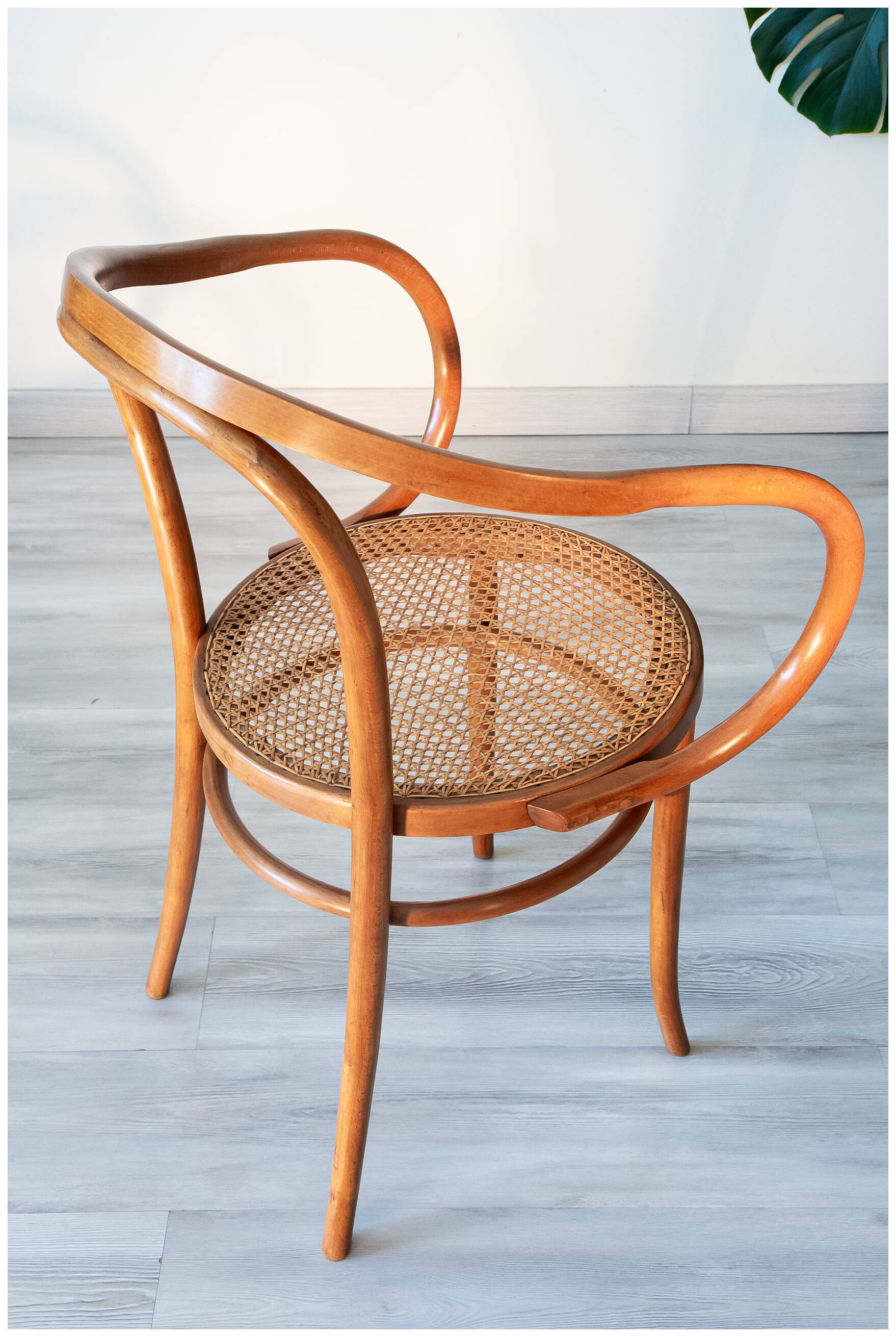 Chair B9/209 known as "Le Corbusier", early 20th century.