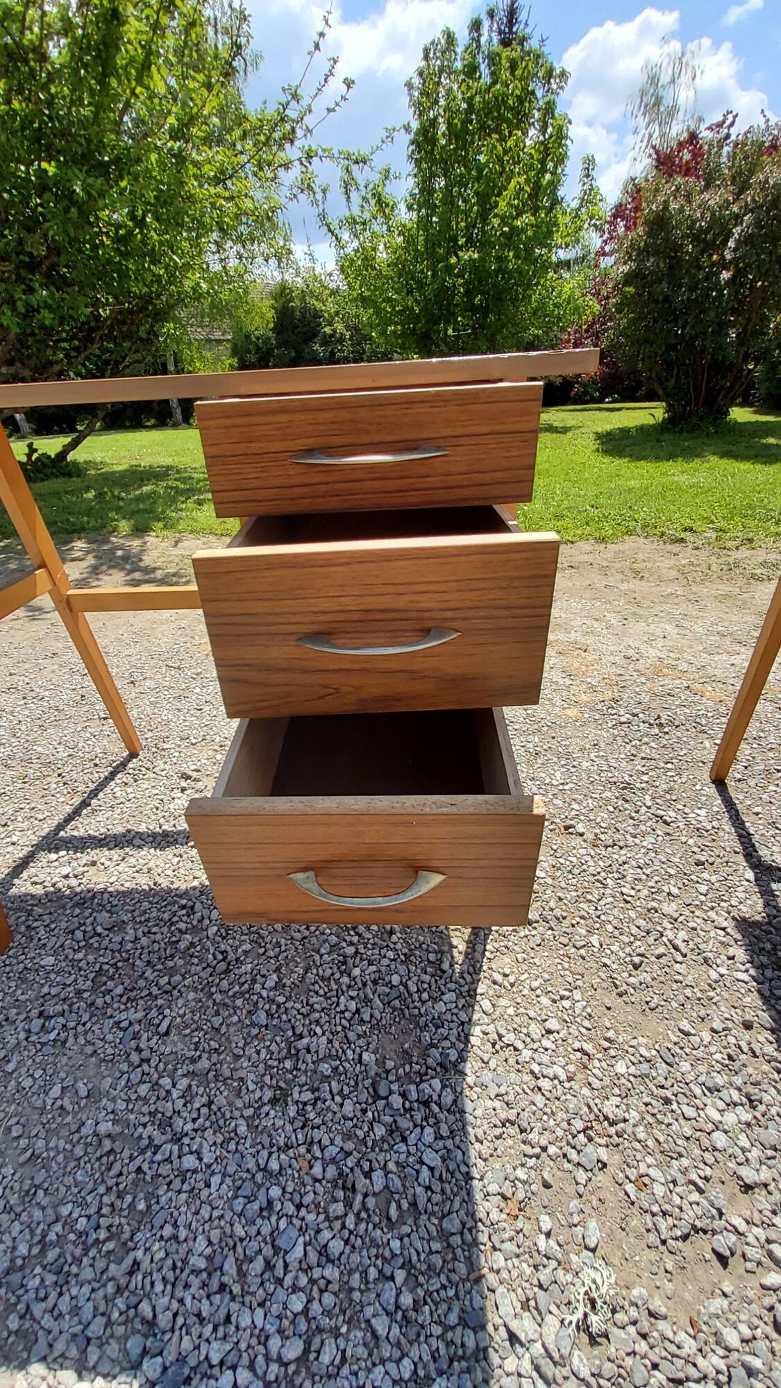 50s feet compass desk in blond beech and formica 3 drawers