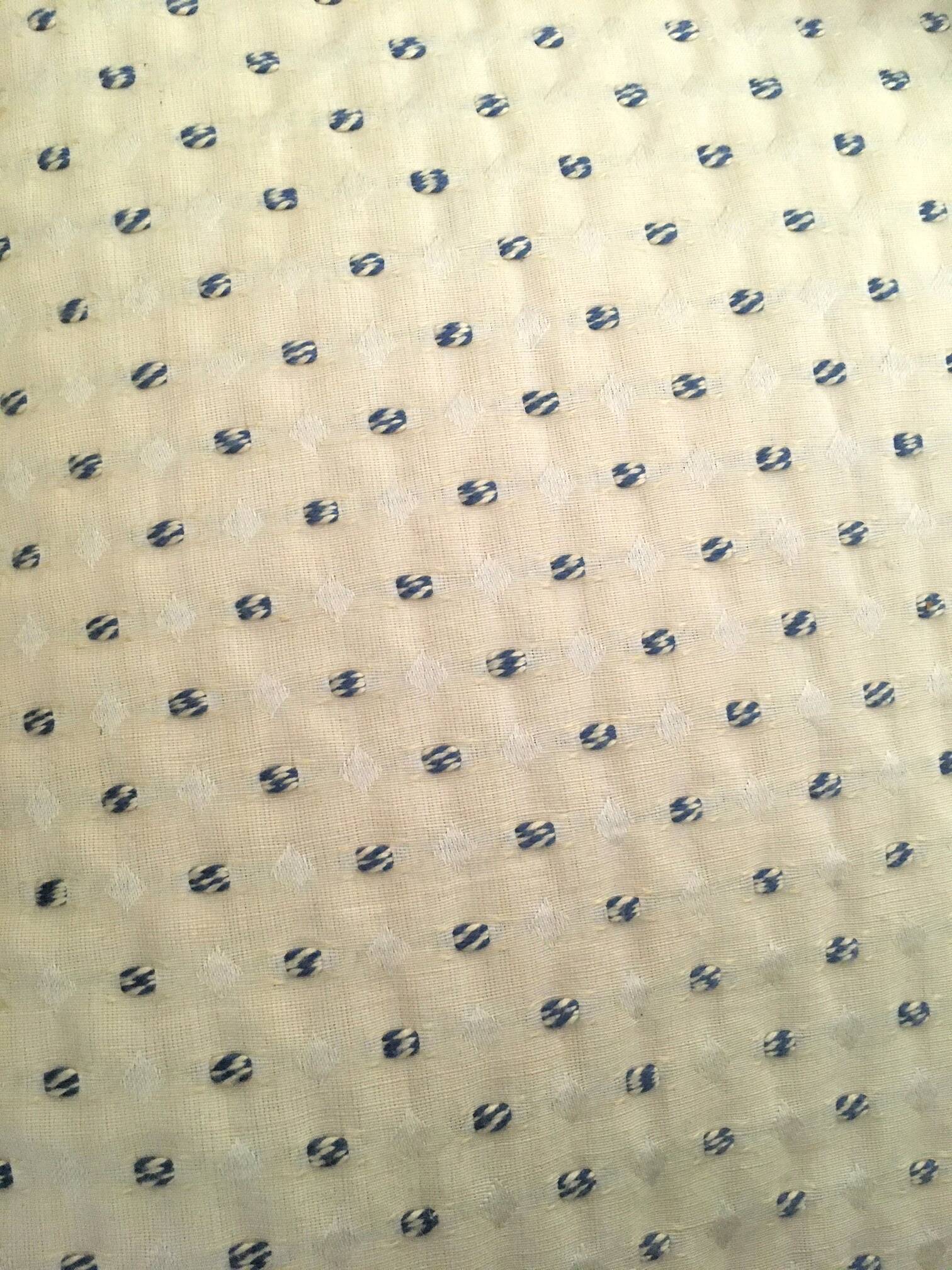 Canapé deux places d'époque Louis XVI entièrement retapissé