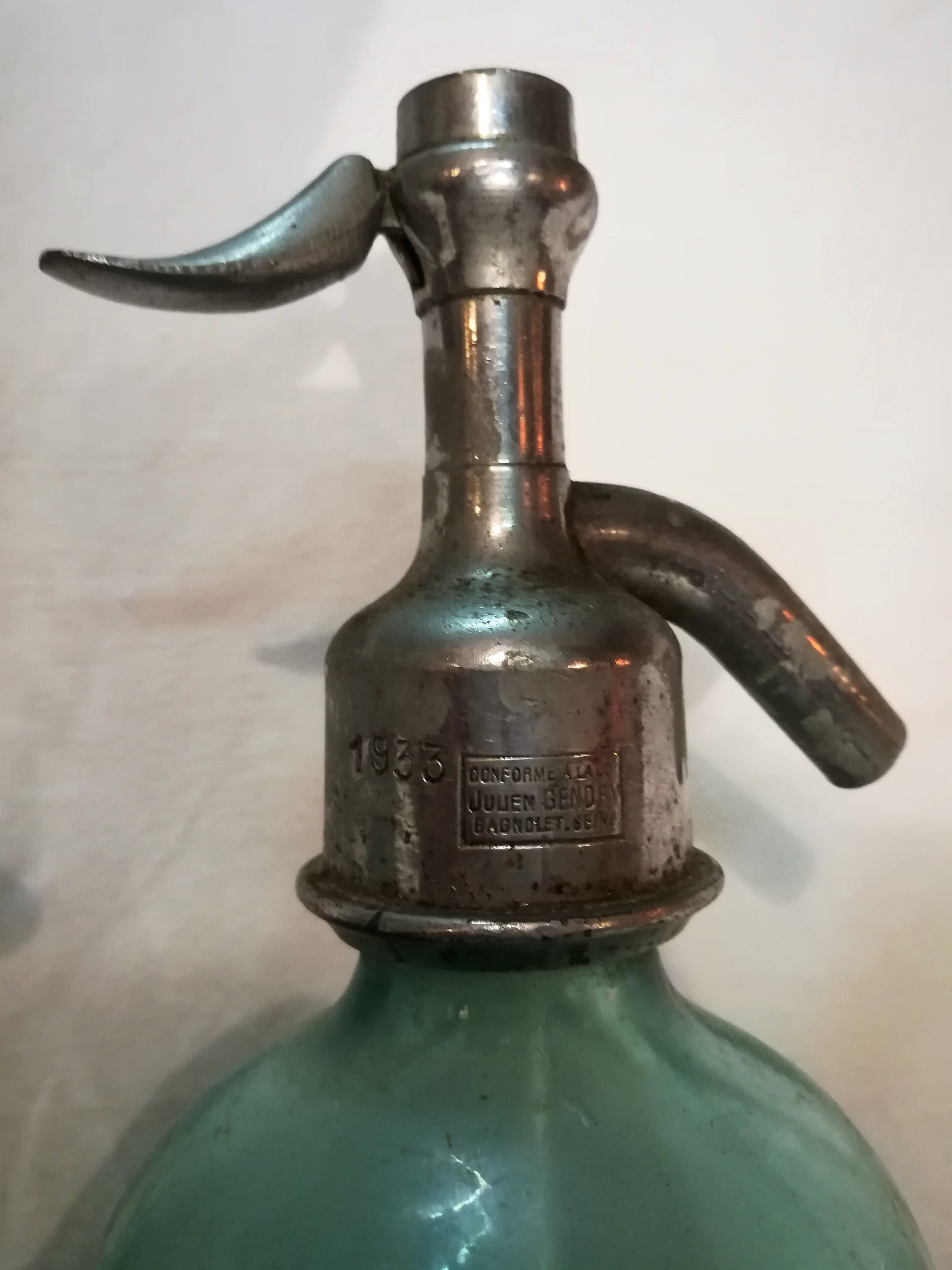 Pair of system of Seltzer