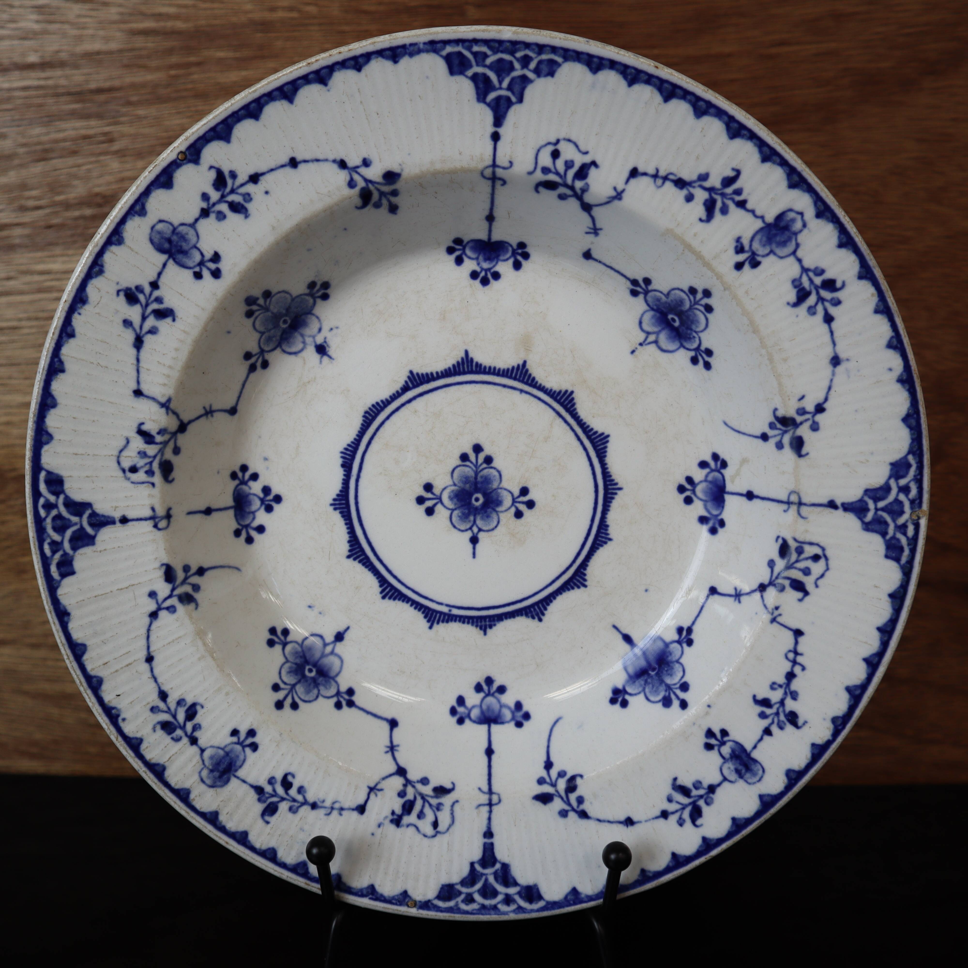 Gustavsberg ALVA plate circa 1909-1939 blue & white China Made in Sweden