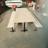 Ensemble table et bancs bois et fonte