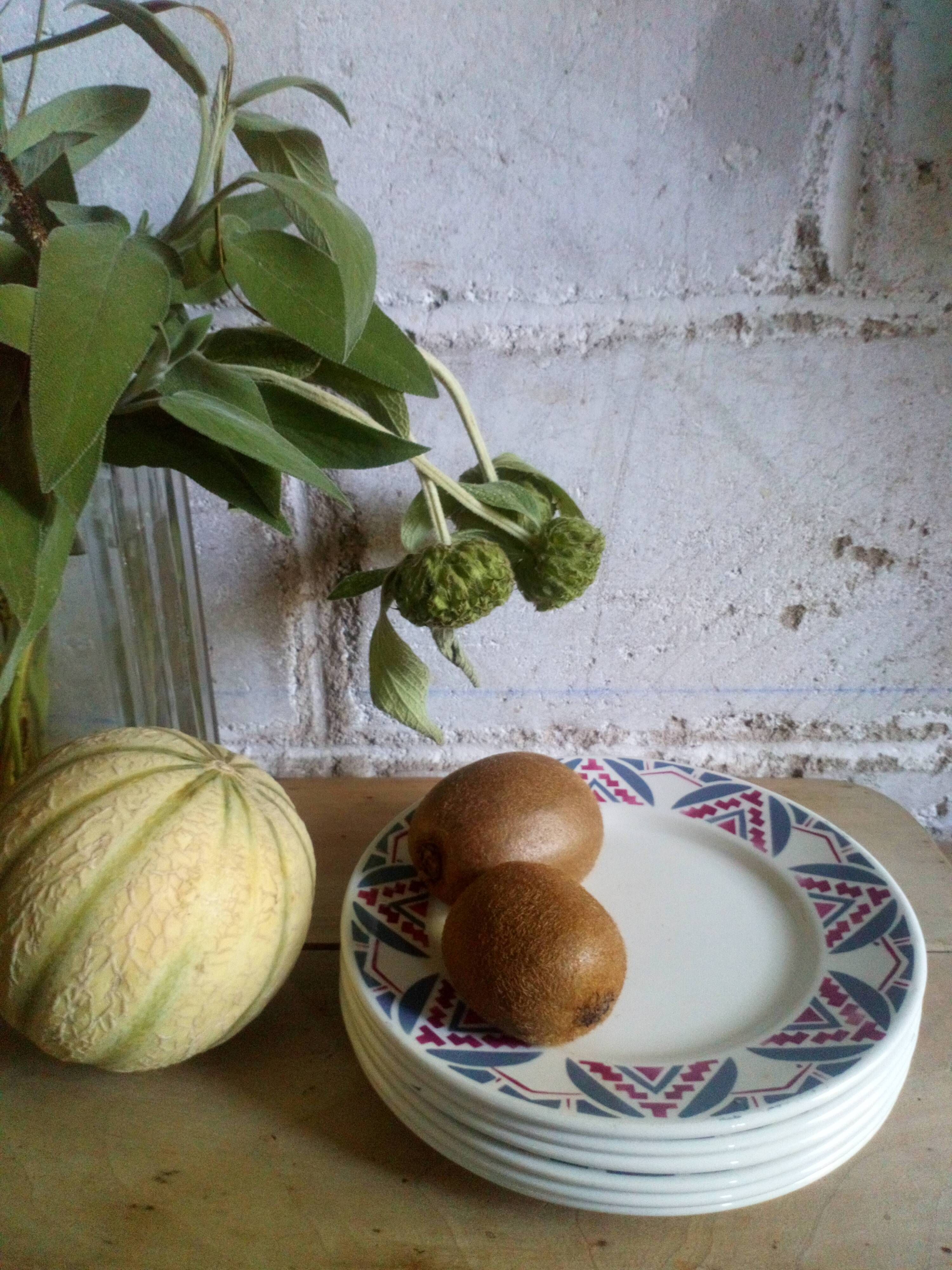 Six dessert plates in Saint-Amand service "Toulouse"