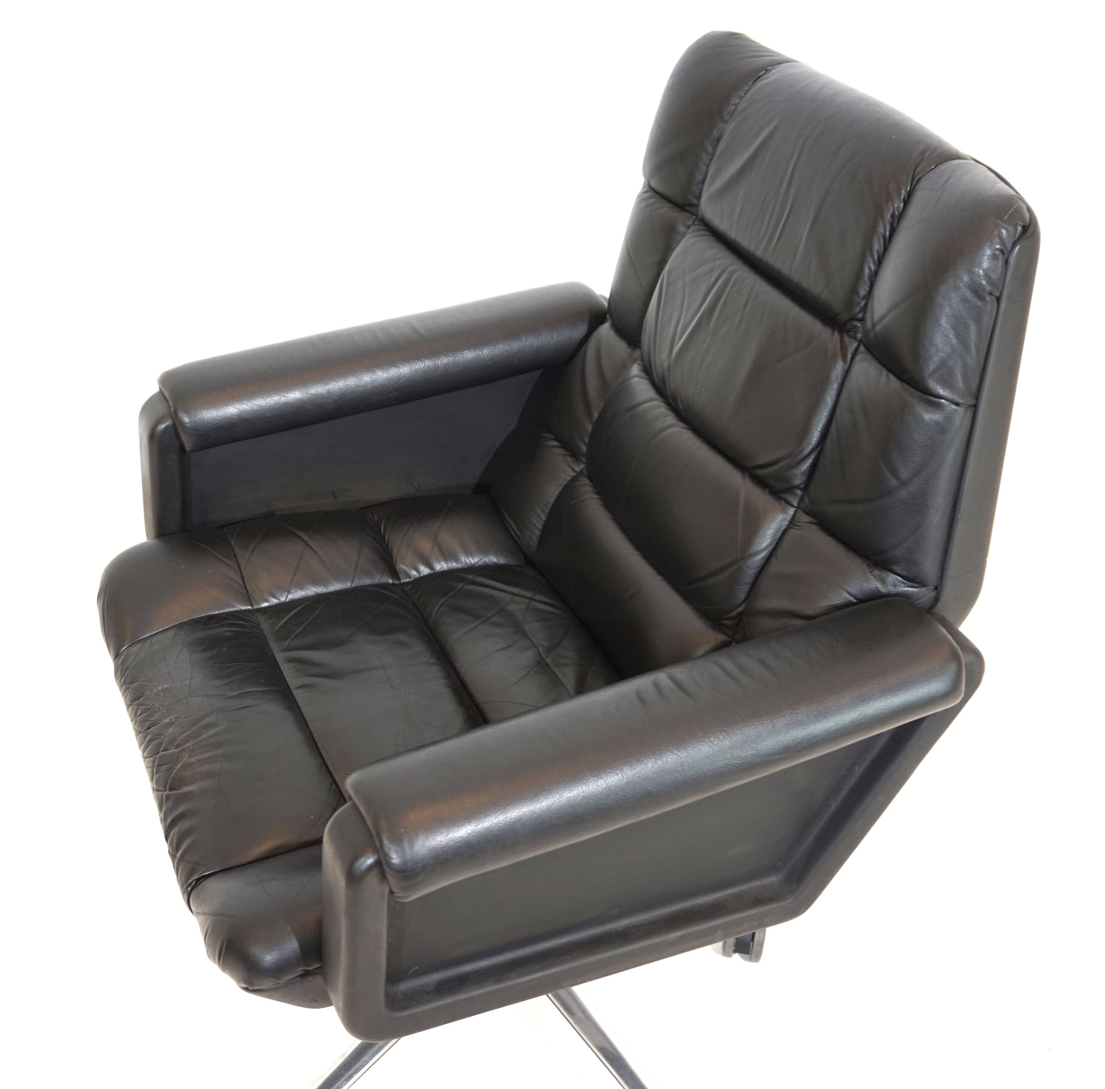 Chaise de bureau en cuir Mauser Seat 150 par Herbert Hirche