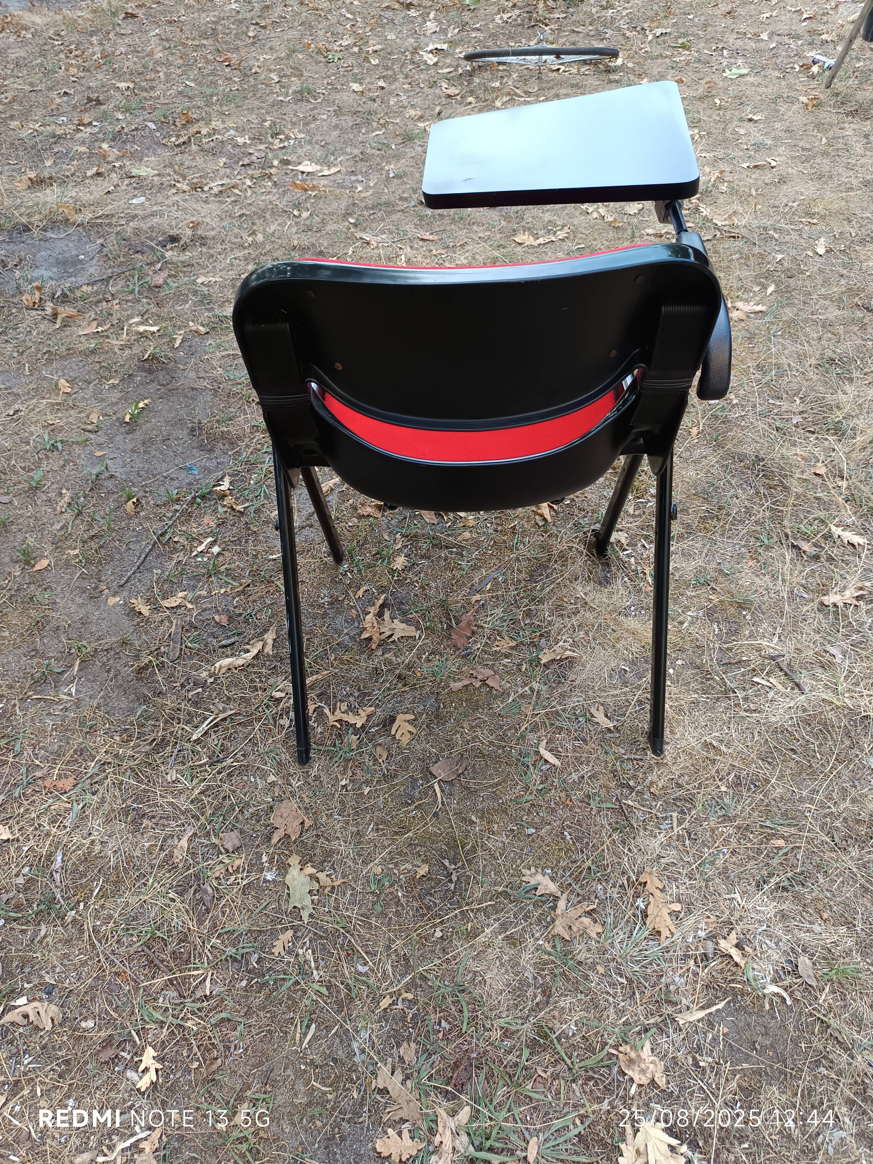 University chair tablet Dorsal Emilio Ambasz Giancarlo Piretti 1990