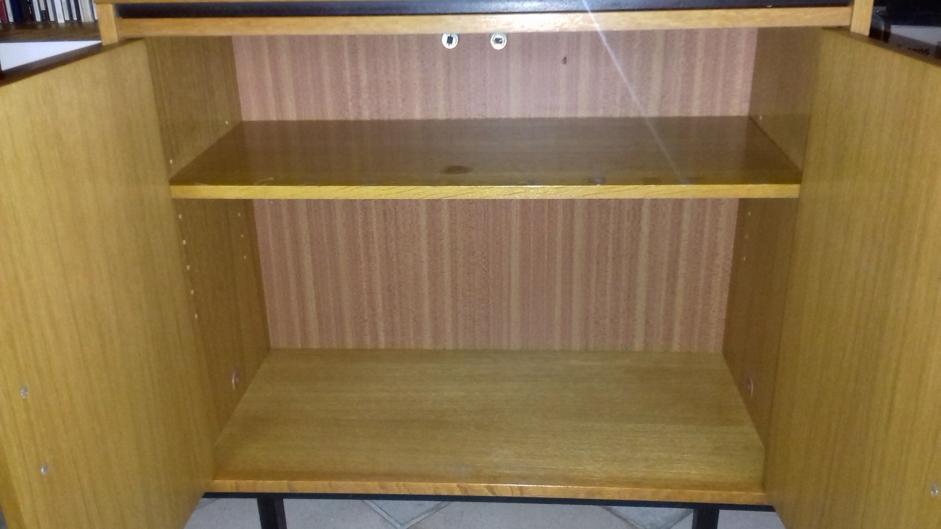 Library of the 60s 70s furniture