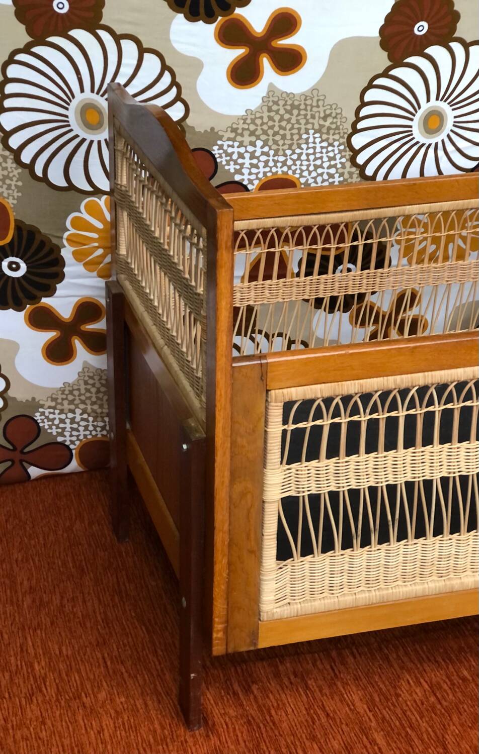 Vintage wicker children's bed 1960