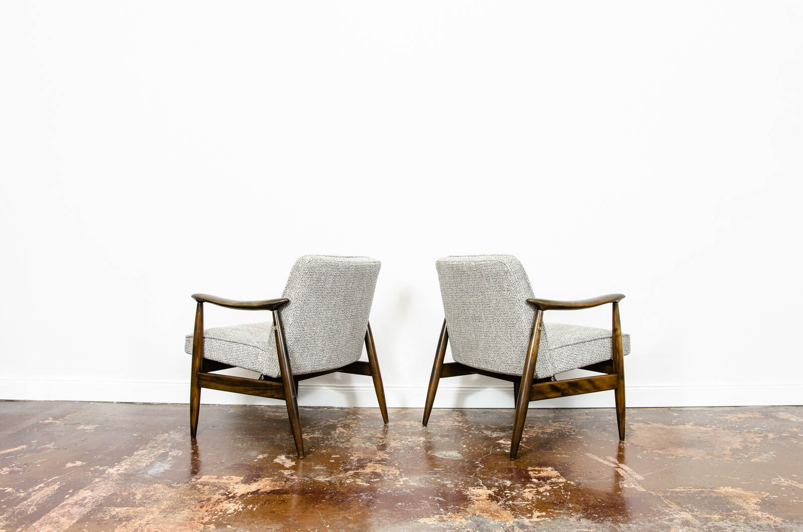 Paire de fauteuils GFM-87 par Juliusz Kędziorek