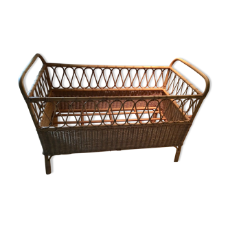 Vintage rattan baby cot