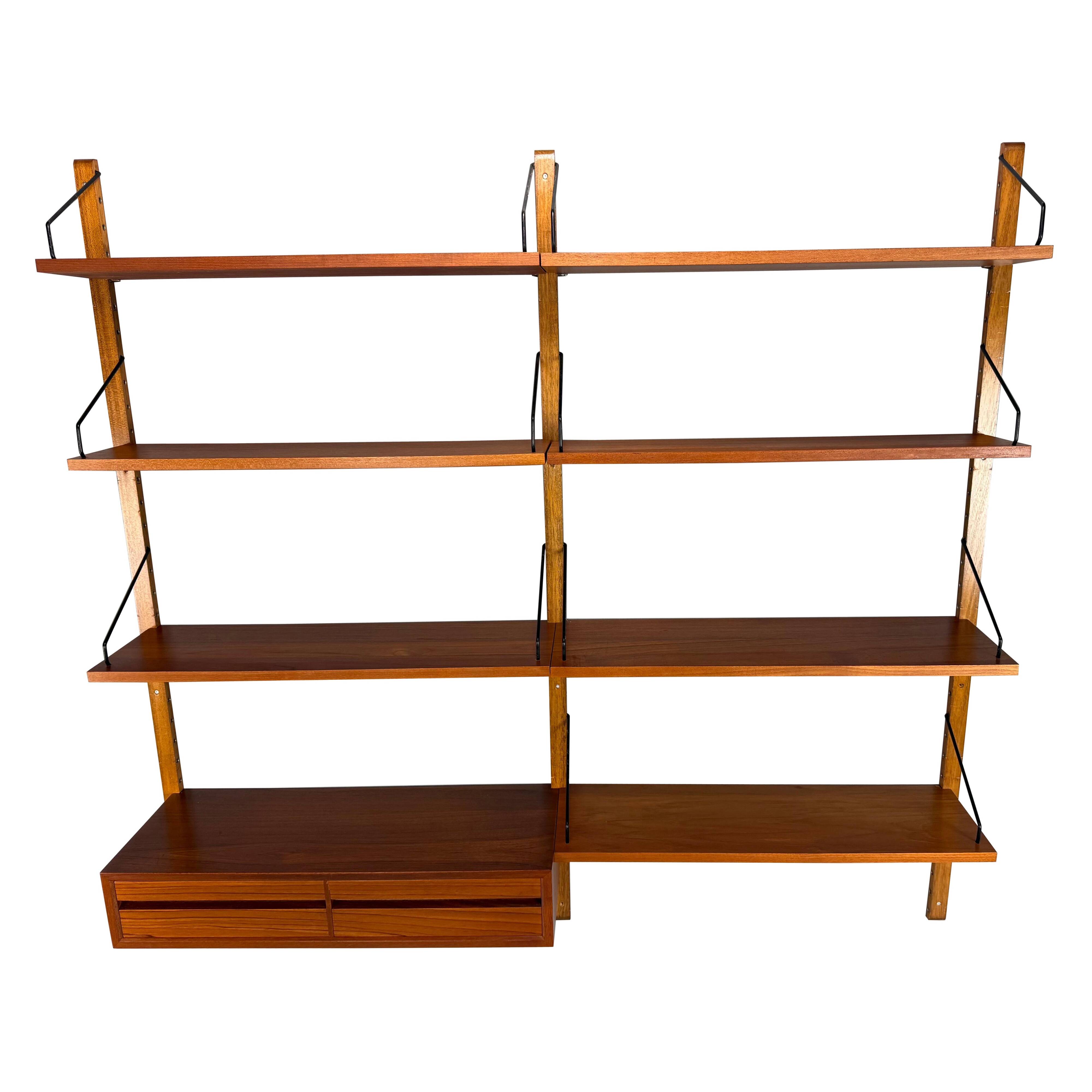 Poul Cadovius mid-century modern modular teak wall unit shelving for Cado, 1960