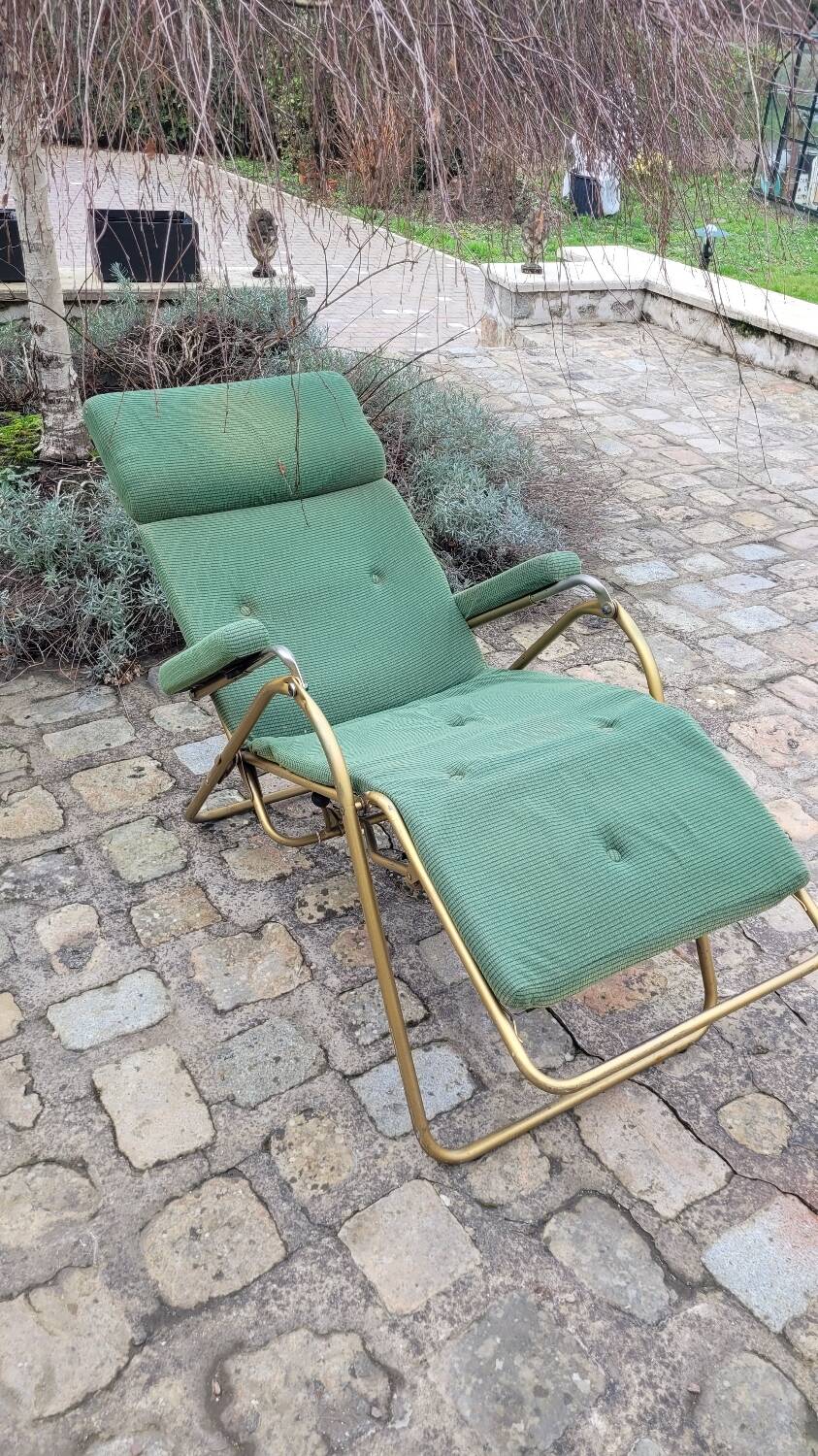Vintage Lama deckchair