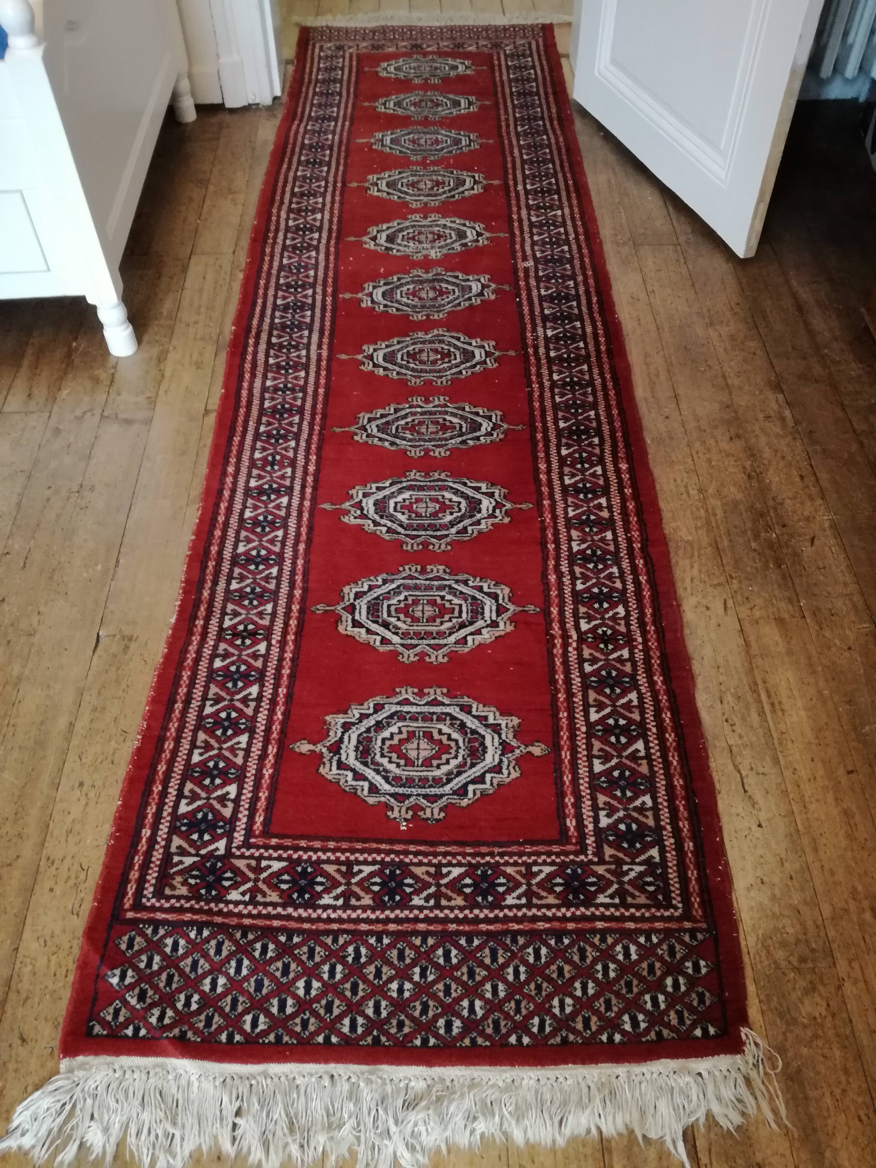 Afghan carpet knotted hand at the end of the 19th century 72x176cm