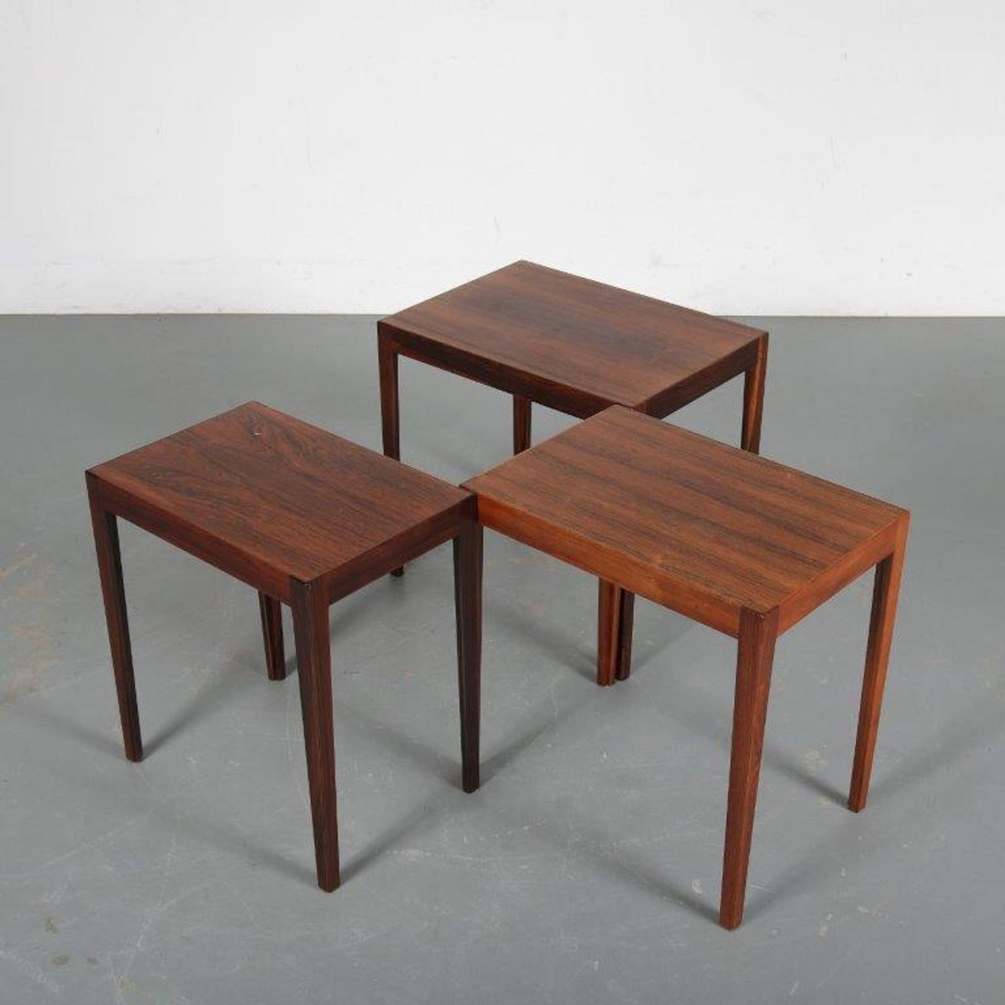 Tables gigognes de Svenn Eske Kristensen pour Pontoppidan, Danemark 1960