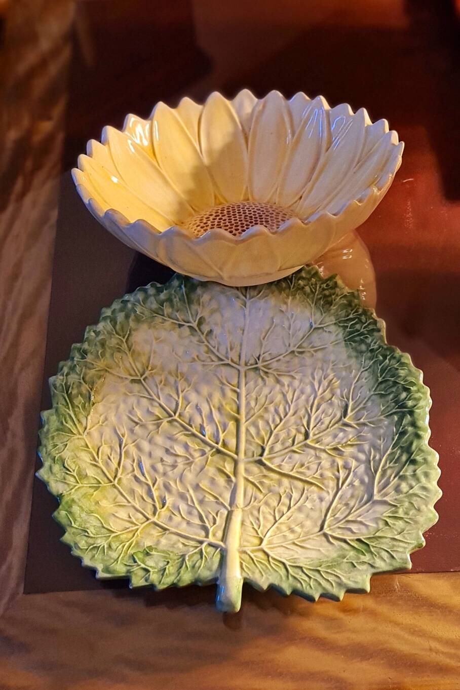 Barbotine draining bowl