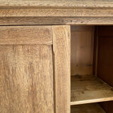 Storage cabinet