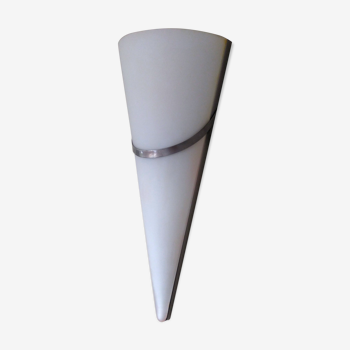 Conical sconce