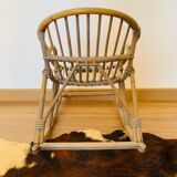 Rocking-chair corbeille en rotin, modèle enfant