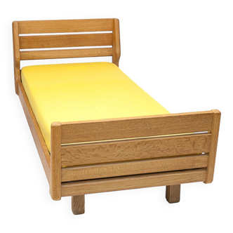 Solo bed by Guillerme and Chambron