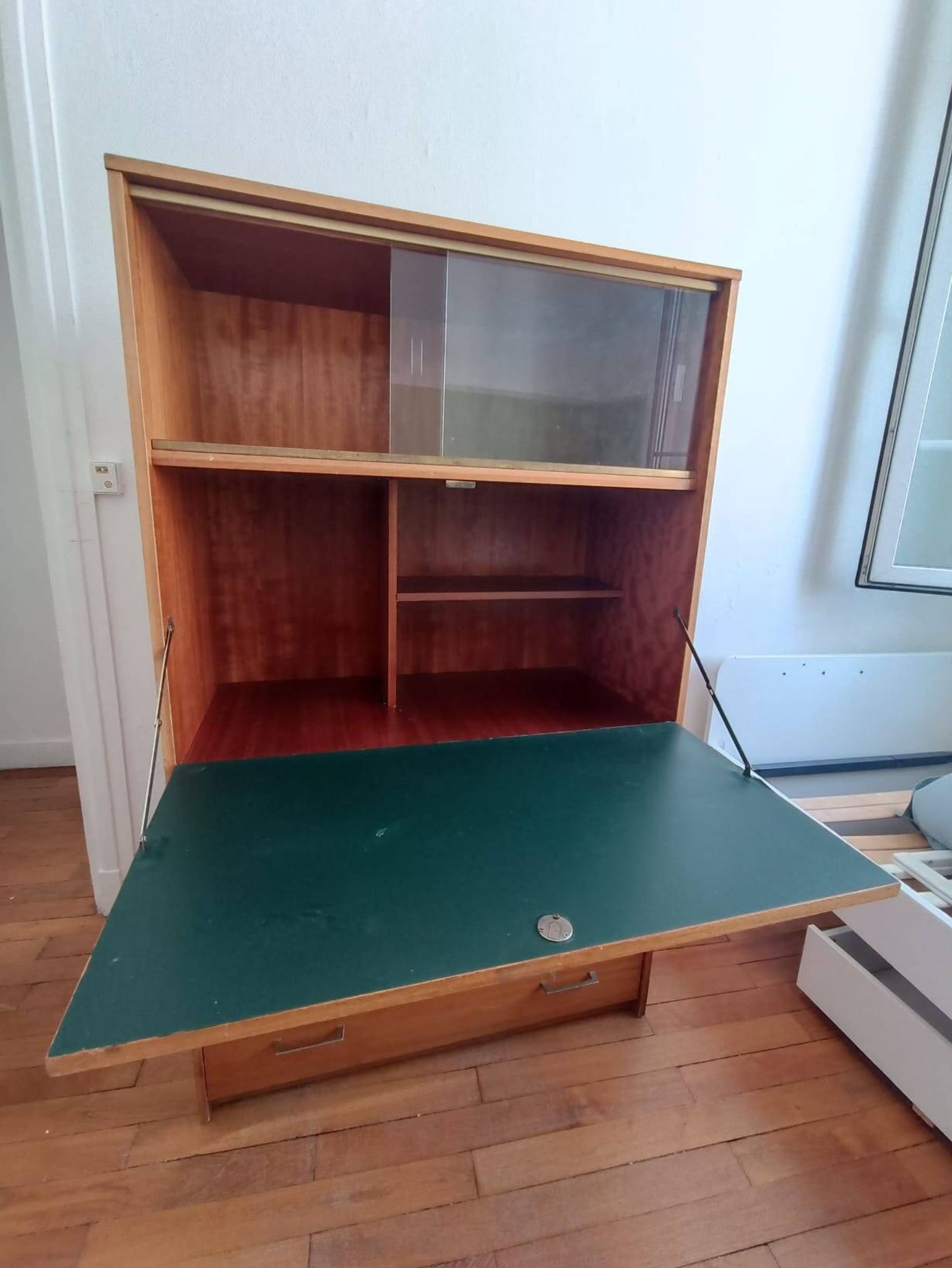 Brissac secretary in satin mahogany – French design from the 1960s.