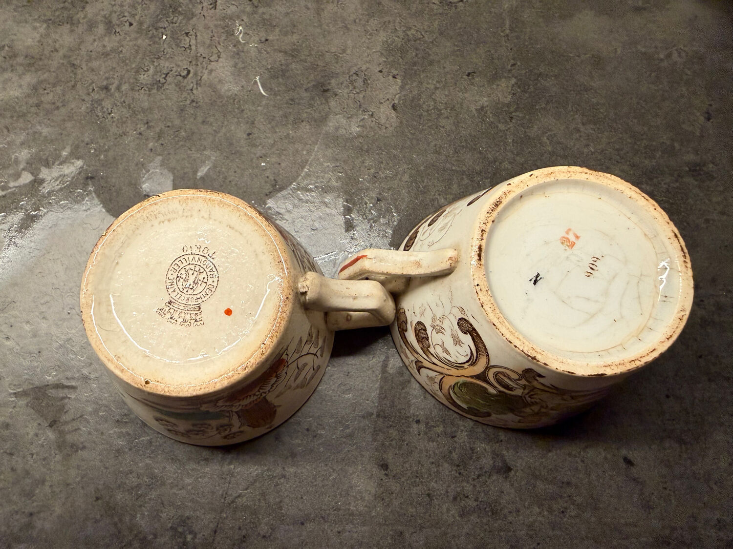 2 tea cups, late 19th century, Sigouin