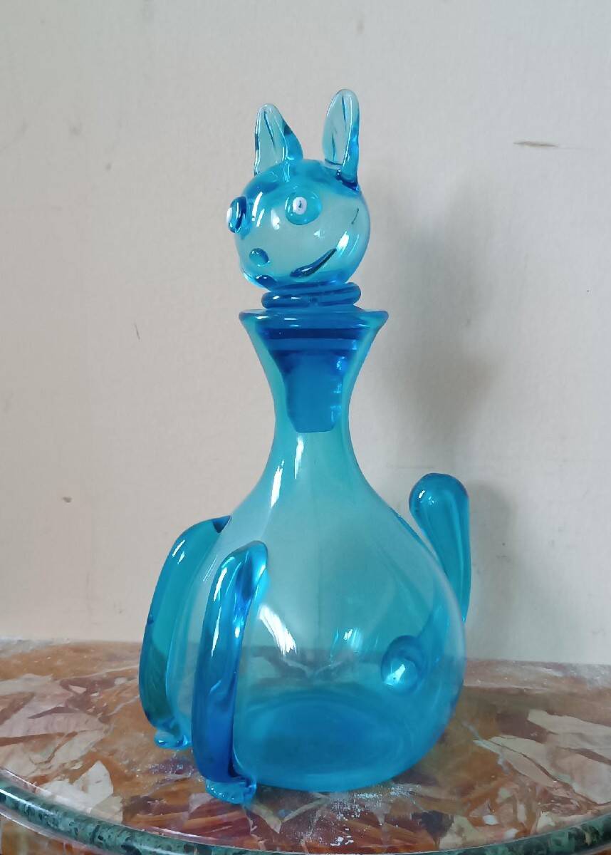 Vintage glass carafe from the 1960s, Empoli glassware, in the shape of a cat.