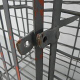 Steel wine rack for 200 bottles