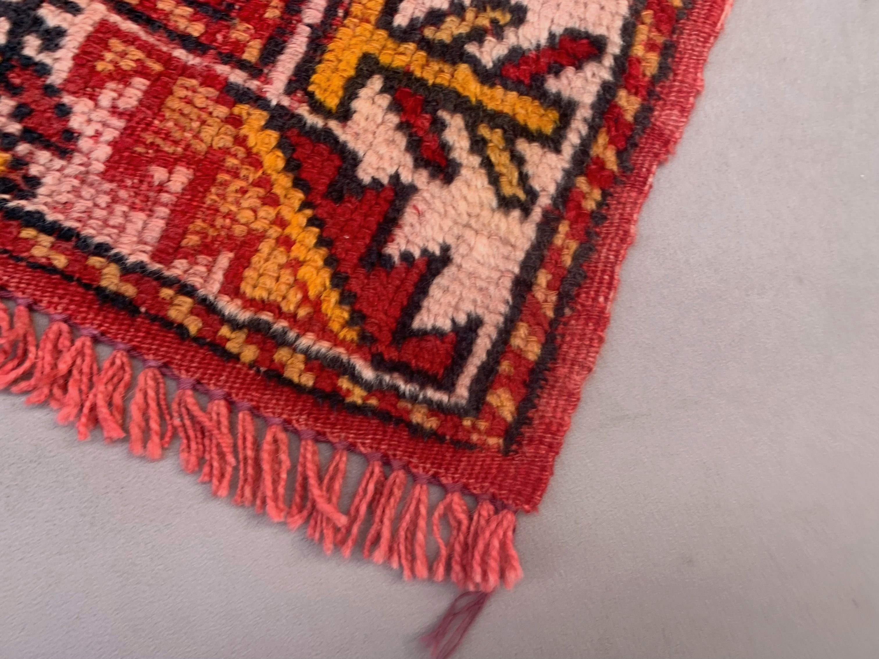 Vintage western turkish rug oriental 100x74 cm, red