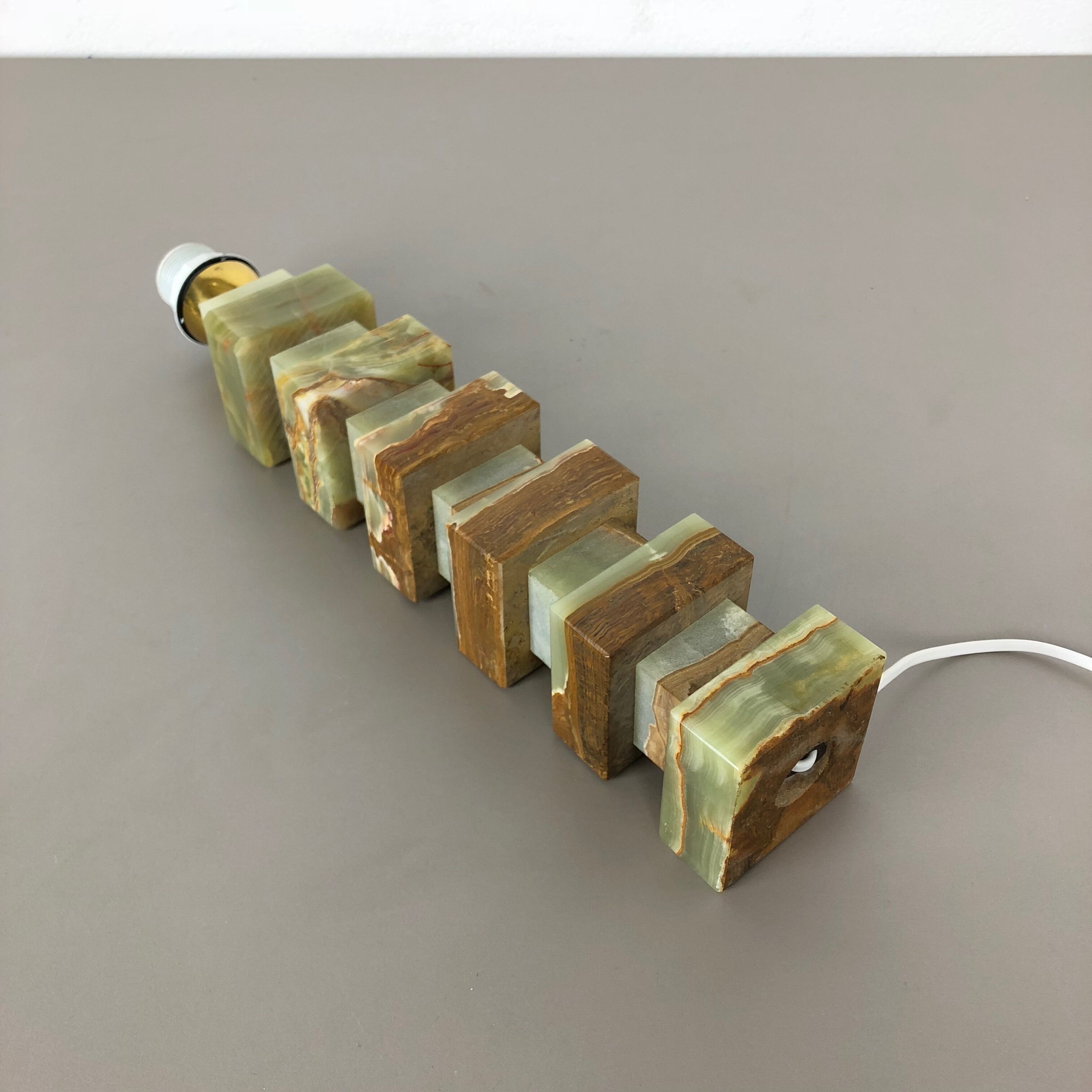 Vintage Hollywood Regency Onyx Marble Light Base Table Light, Italy, 1970s