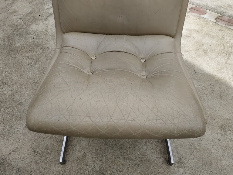 3 armchairs Raphael Raffel