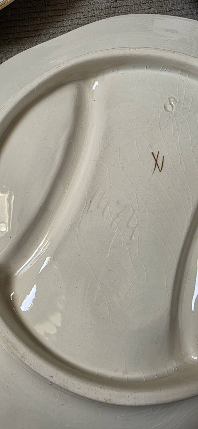 Art Nouveau majolica asparagus plates